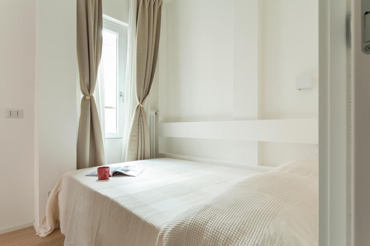Casa Serena - Meryggiare Apartments ミラノ エクステリア 写真